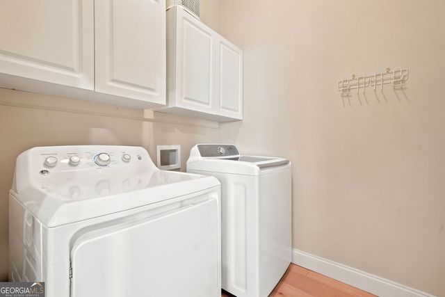 1445 Hedgewood Lane NW, Kennesaw, GA 30152