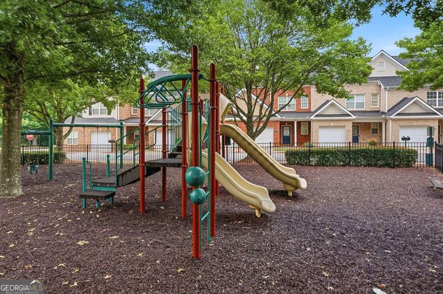 1445 Hedgewood Lane NW, Kennesaw, GA 30152
