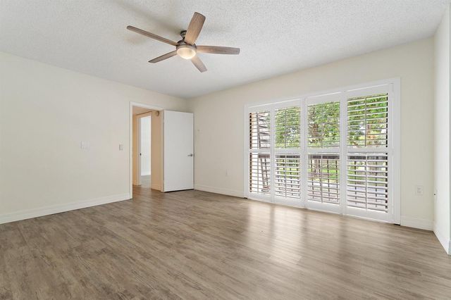 630 6th Terrace, Palm Beach Gardens, FL 33418