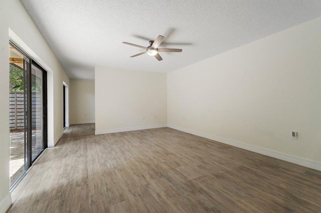 630 6th Terrace, Palm Beach Gardens, FL 33418