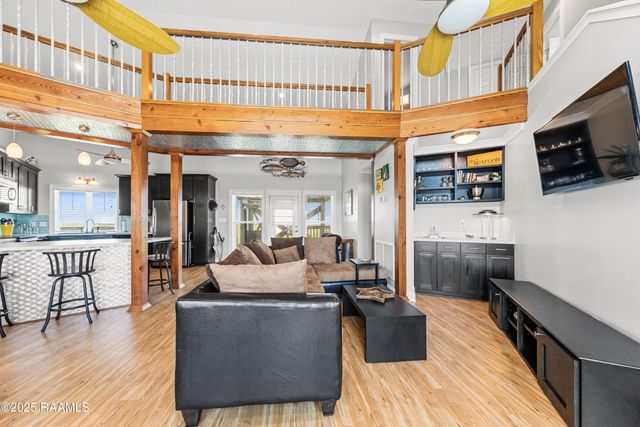 127 Hammock Lane, Franklin, LA 70538