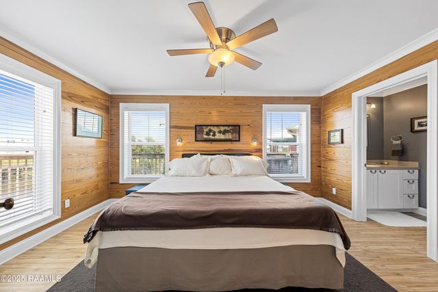 127 Hammock Lane, Franklin, LA 70538