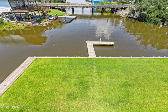 127 Hammock Lane, Franklin, LA 70538