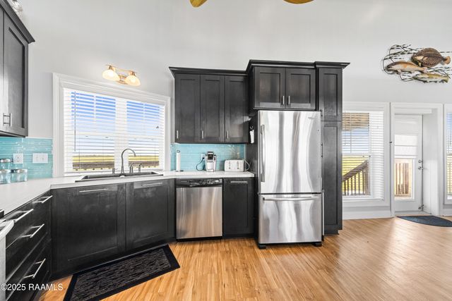 127 Hammock Lane, Franklin, LA 70538