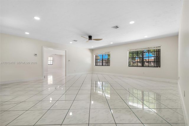 10401 SW 199th St, Cutler Bay, FL 33157