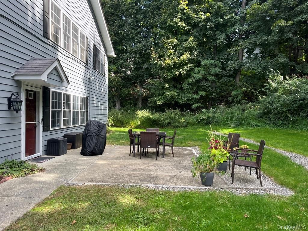 29 Lamplight Street, Beacon, NY 12508