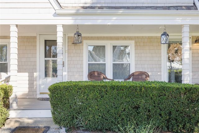 152 Tuckerman Avenue 10, Middletown, RI 02842