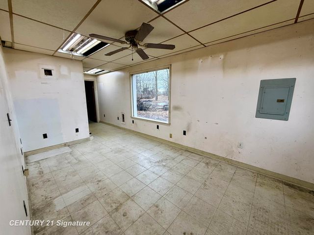 11890 Swan Creek Road, Saginaw, MI 48609