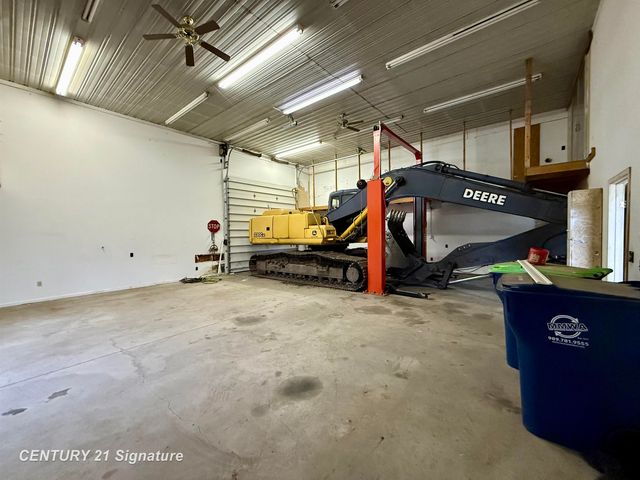 11890 Swan Creek Road, Saginaw, MI 48609