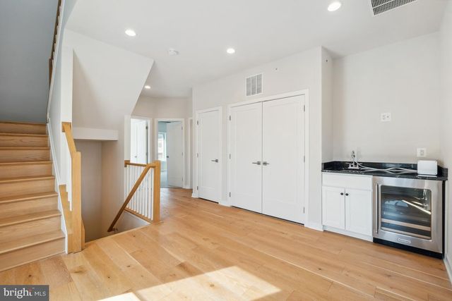 23540 NEERSVILLE CORNER TER, Ashburn, VA 20148