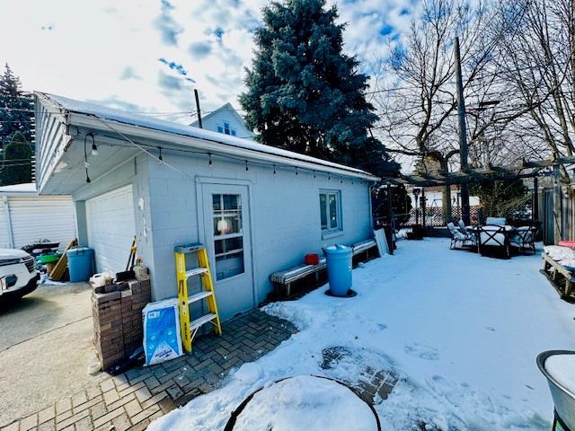 434 N LAGRANGE Road, La Grange Park, IL 60526