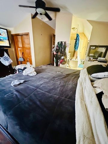 434 N LAGRANGE Road, La Grange Park, IL 60526