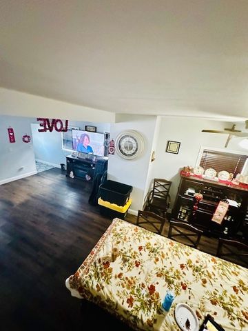 434 N LAGRANGE Road, La Grange Park, IL 60526