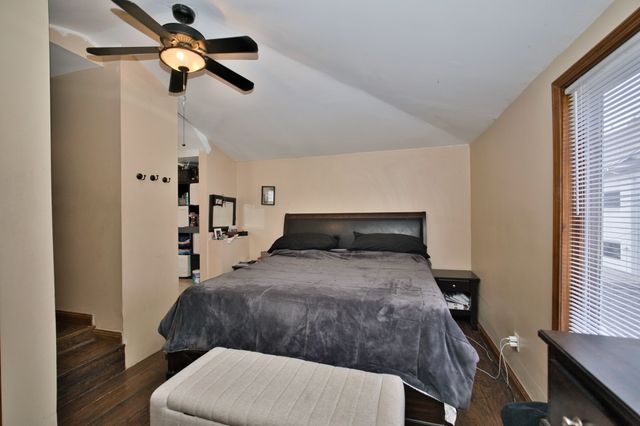 434 N LAGRANGE Road, La Grange Park, IL 60526