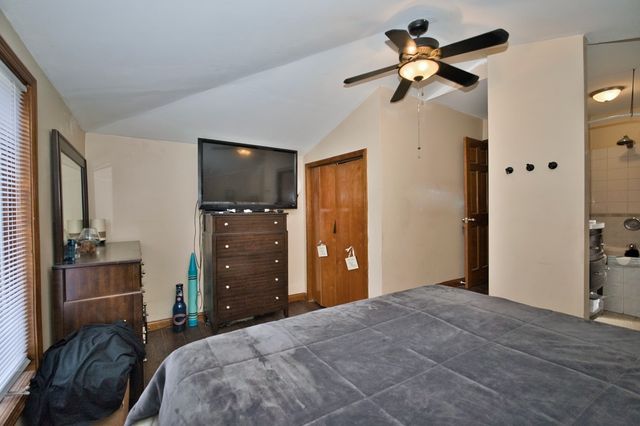 434 N LAGRANGE Road, La Grange Park, IL 60526