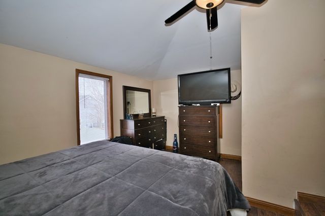 434 N LAGRANGE Road, La Grange Park, IL 60526