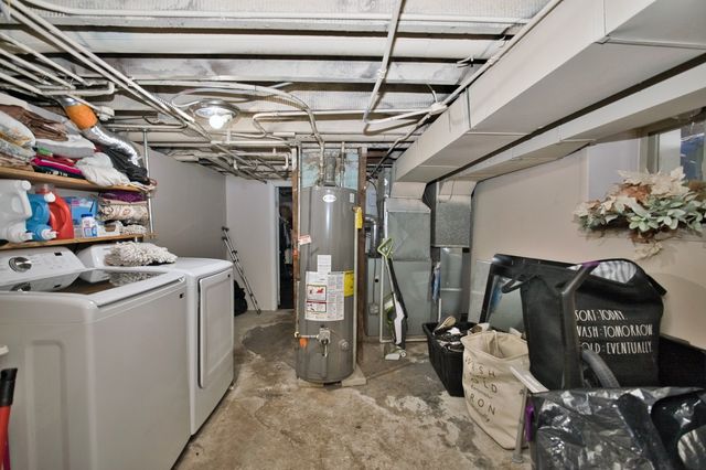 434 N LAGRANGE Road, La Grange Park, IL 60526