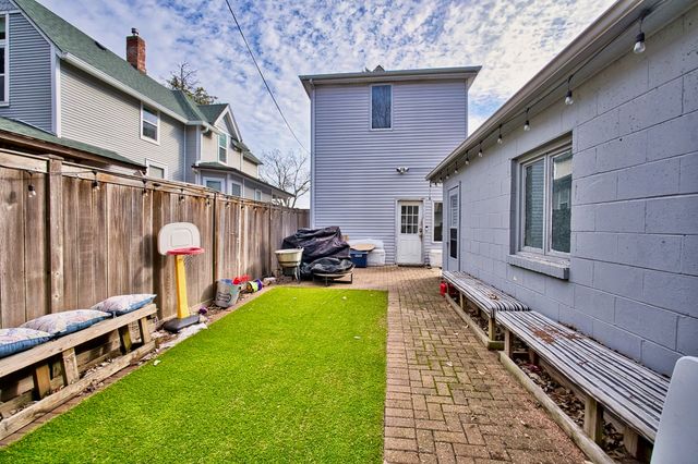 434 N LAGRANGE Road, La Grange Park, IL 60526