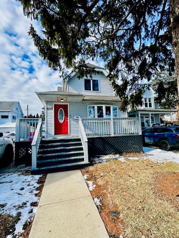 434 N LAGRANGE Road, La Grange Park, IL 60526