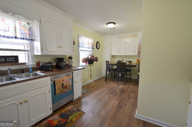 851 8th Avenue, Eastman, GA 31023