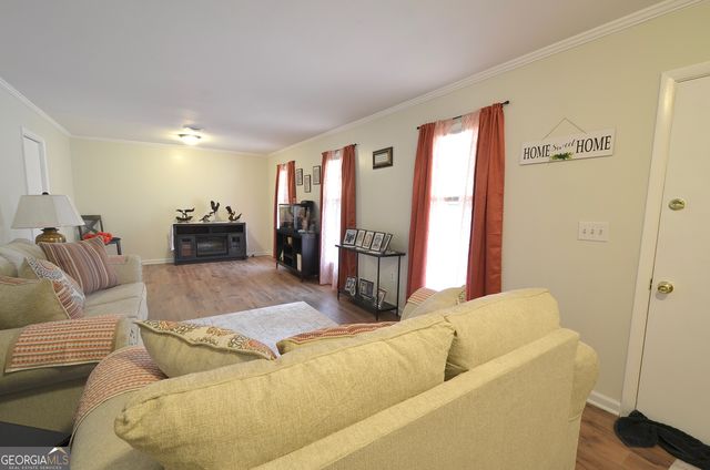 851 8th Avenue, Eastman, GA 31023