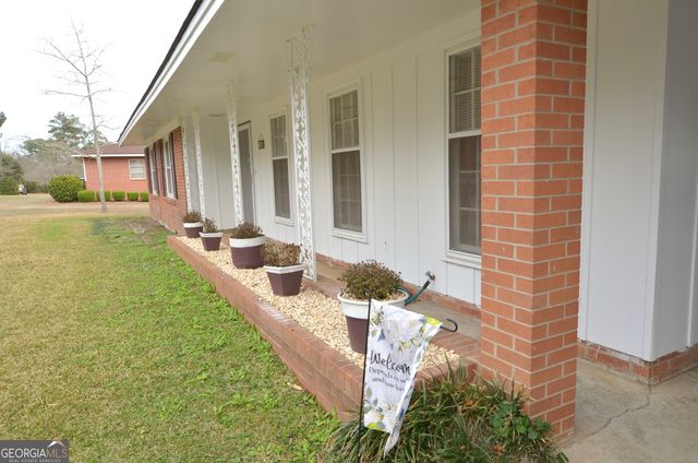 851 8th Avenue, Eastman, GA 31023