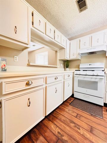 23 Dark Forest Place, Benton, AR 72019