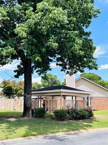 23 Dark Forest Place, Benton, AR 72019