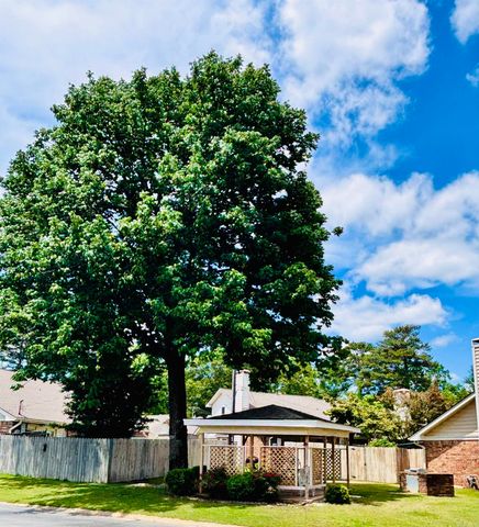 23 Dark Forest Place, Benton, AR 72019