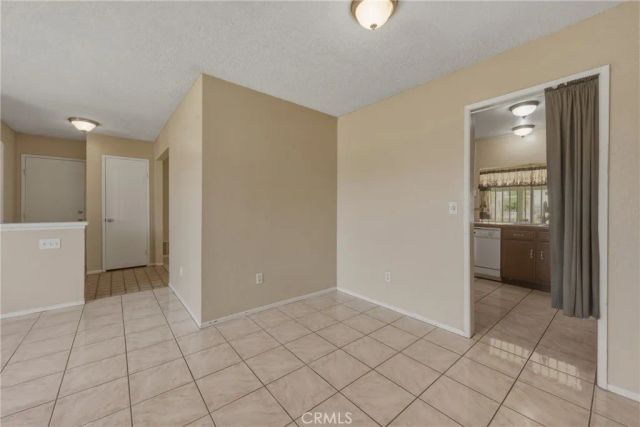 3148 Atlantic Avenue, Highland, CA 92346