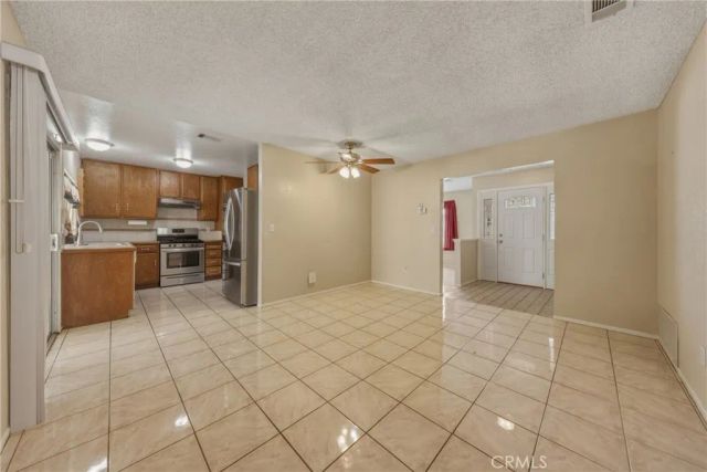 3148 Atlantic Avenue, Highland, CA 92346