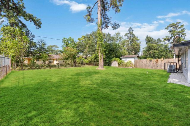 7639 Bigwood Street, Houston, TX 77016