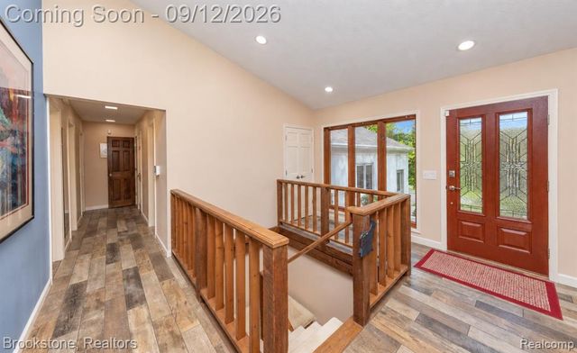 7210 Scenic Ridge, Clarkston, MI 48346