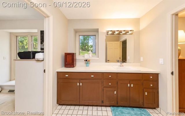 7210 Scenic Ridge, Clarkston, MI 48346