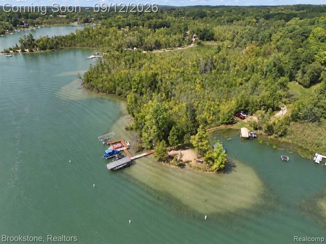7210 Scenic Ridge, Clarkston, MI 48346