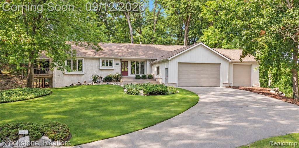7210 Scenic Ridge, Clarkston, MI 48346