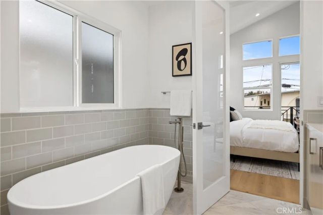 1212 19th Street, Hermosa Beach, CA 90254