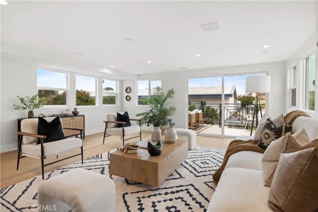 1212 19th Street, Hermosa Beach, CA 90254