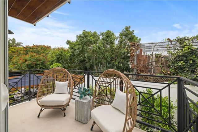 1212 19th Street, Hermosa Beach, CA 90254