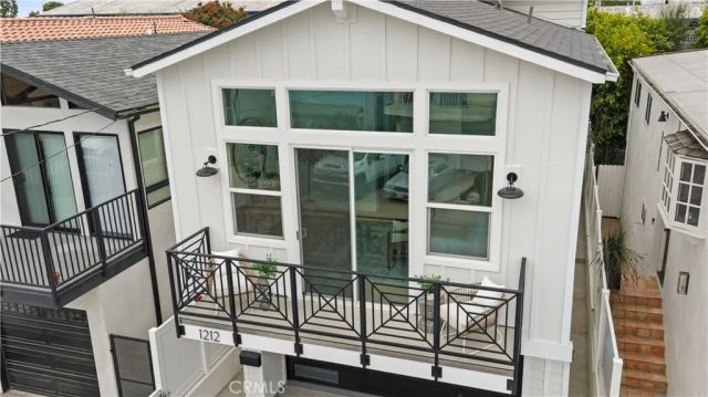 1212 19th Street, Hermosa Beach, CA 90254