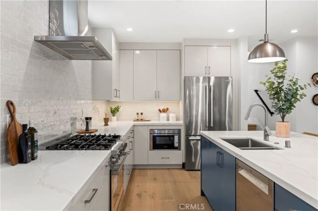 1212 19th Street, Hermosa Beach, CA 90254