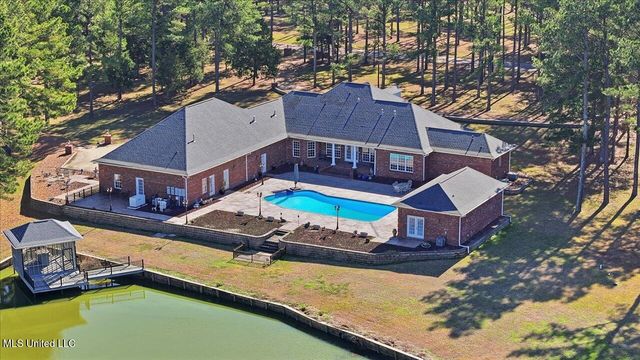 123 Lakeshire Cove, Canton, MS 39046