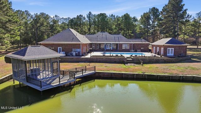 123 Lakeshire Cove, Canton, MS 39046