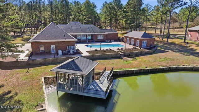 123 Lakeshire Cove, Canton, MS 39046