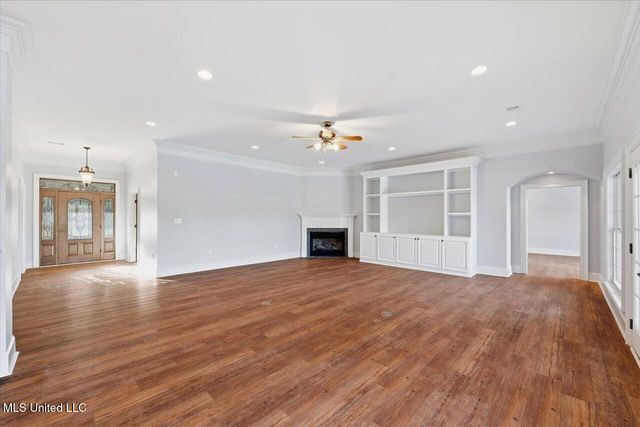 123 Lakeshire Cove, Canton, MS 39046