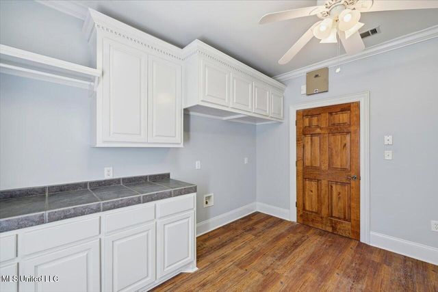 123 Lakeshire Cove, Canton, MS 39046