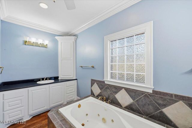 123 Lakeshire Cove, Canton, MS 39046