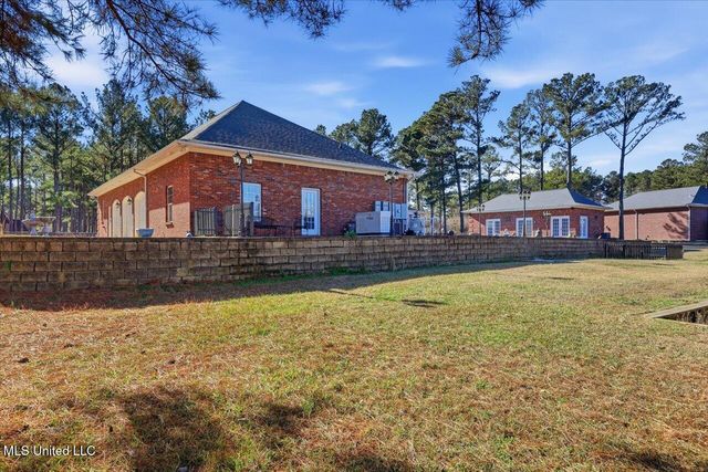123 Lakeshire Cove, Canton, MS 39046