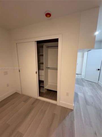 2353 SW 11th Ter 3, Miami, FL 33135