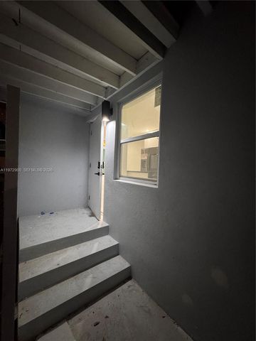 2353 SW 11th Ter 3, Miami, FL 33135